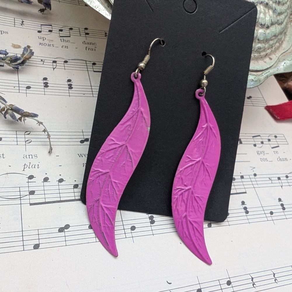 Vintage Vibrant Pink Leaf Earrings
